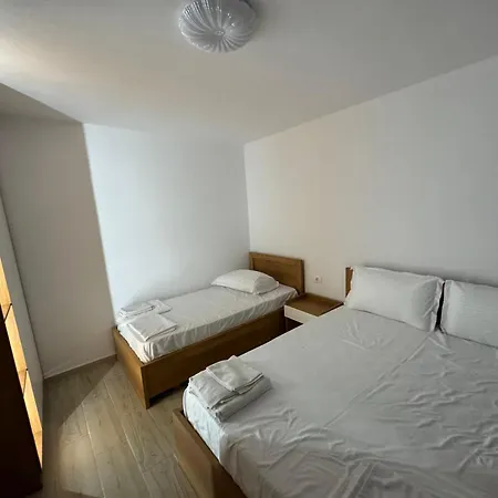 Tirana City Apartment Exterior photo